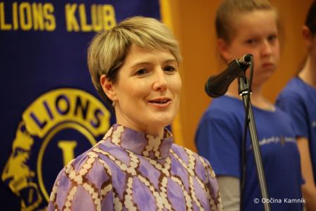 Na mladih svet stoji  (10)